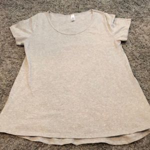 Lularoe Classic Tee
